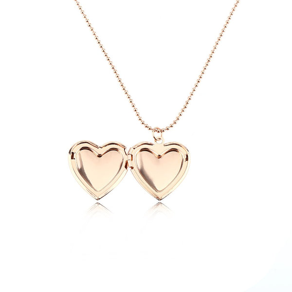 1Pcs Women Fashion Heart Shaped Necklace Pendant For Friend Photo