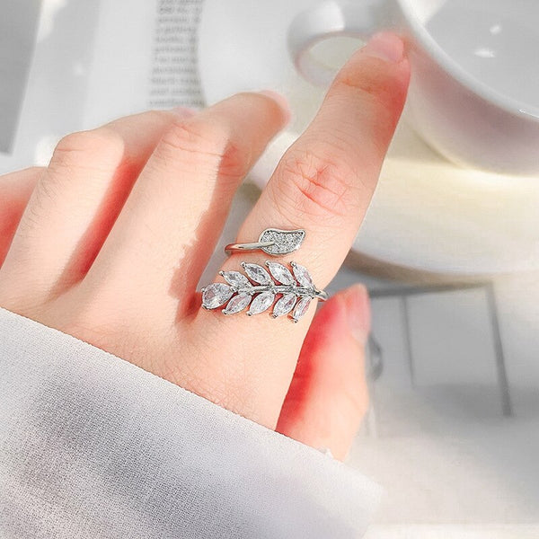 Simple Leaf Ring