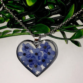 2021 New Blue Forget Me Not Dry Flower Necklace Jewelry Heart Shape