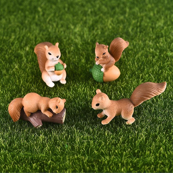 4pcs/Set Lovely Squirrel Family Model Cartoon Animal Figurine