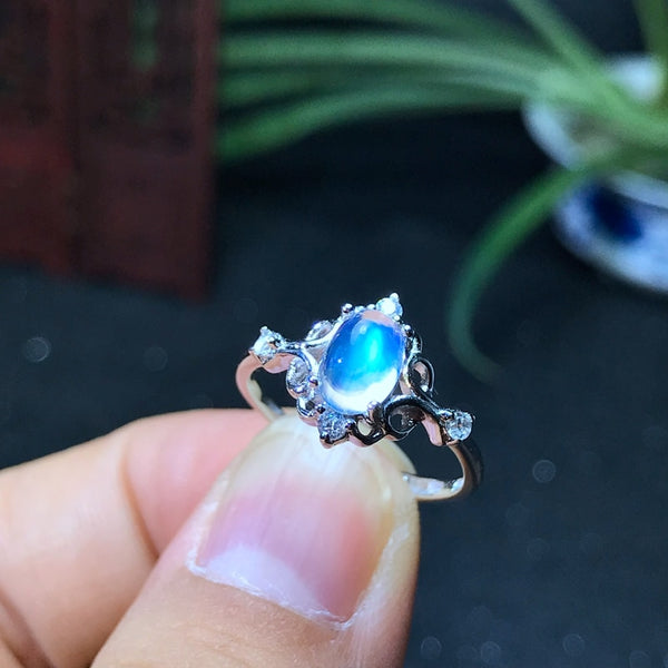 925 Silver Natural Blue Moonstone lady ring glass quality is