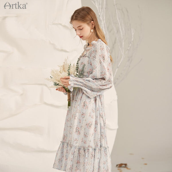 ARTKA 2021 Early Autumn New French Retro Square Collar Floral Chiffon