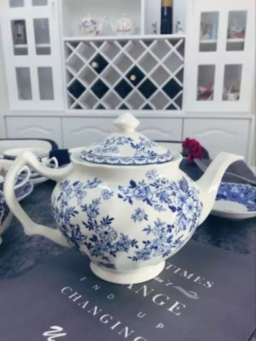 British Retro Blue and white porcelain tableware steak plate photo