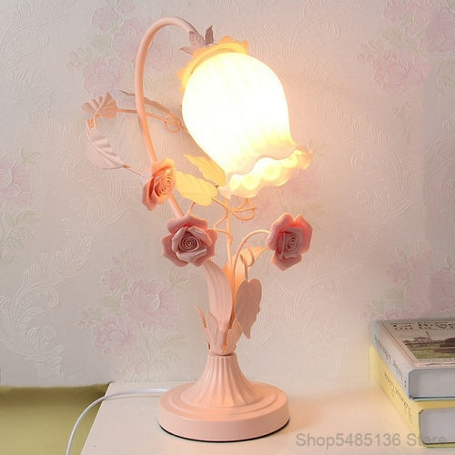 European Creative Pink Flower Table Lamps Cute Princess Pink Girl Warm