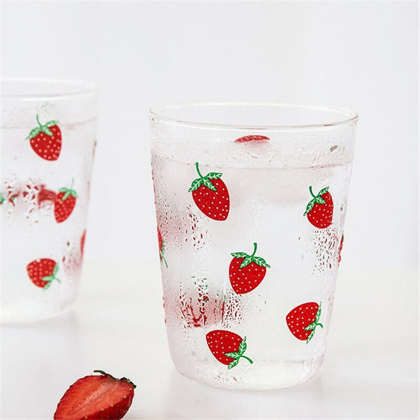 European Heat Resistant Cute Strawberry Glass Milk Tea Cup with Handle