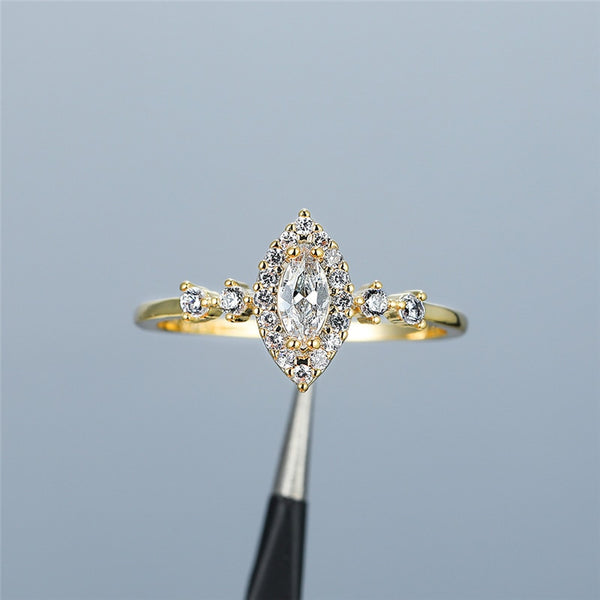 Luxury Female White Crystal Stone Ring Yellow Gold Thin Wedding Rings