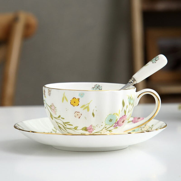 Porcelain Luxury Coffee Cup with Handle European Flowers Gold Bone